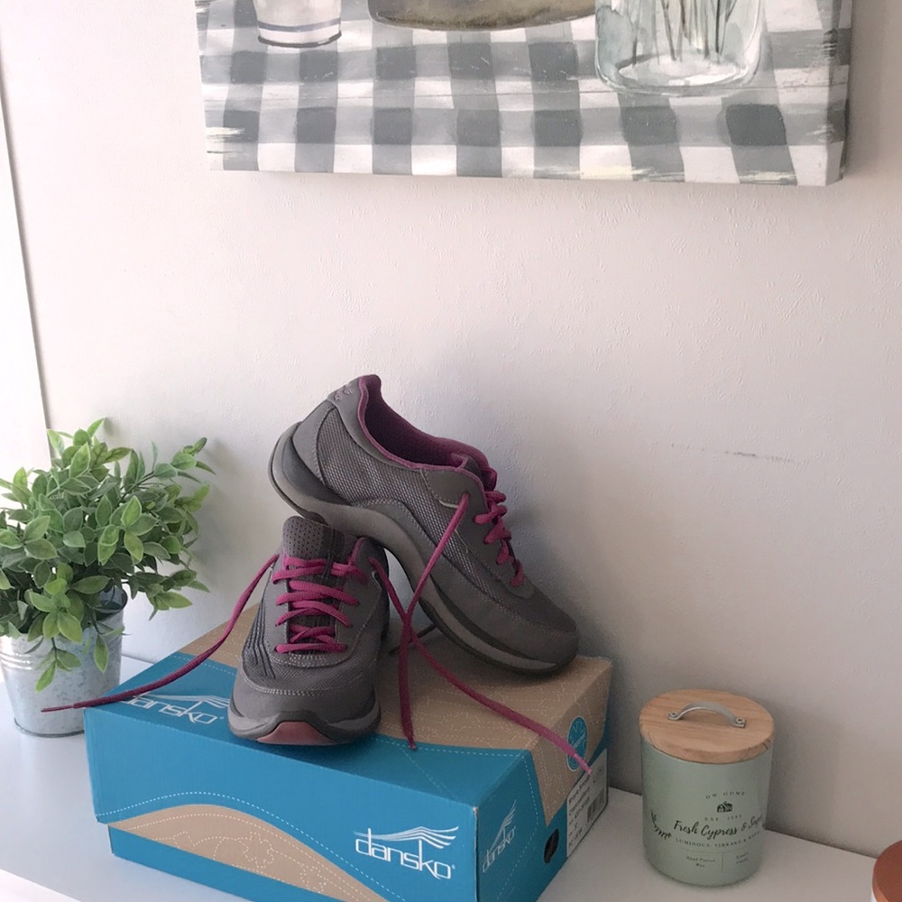 Dansko Shayla Gray & Pink Athletic Shoes Sz 37